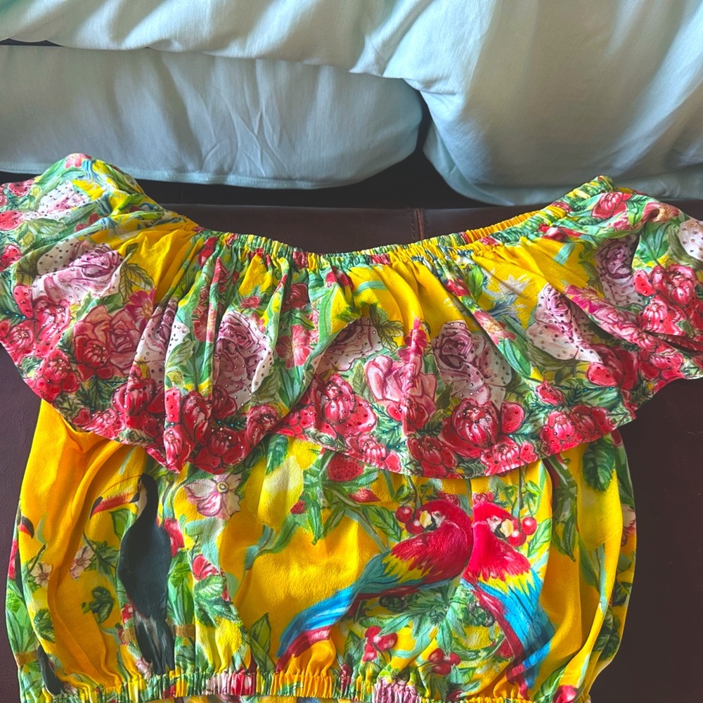 Camilla size small